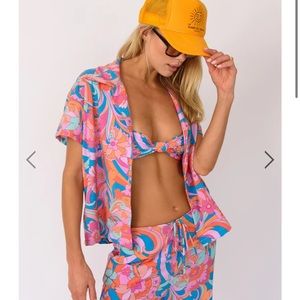 Beach button up top / cover up
